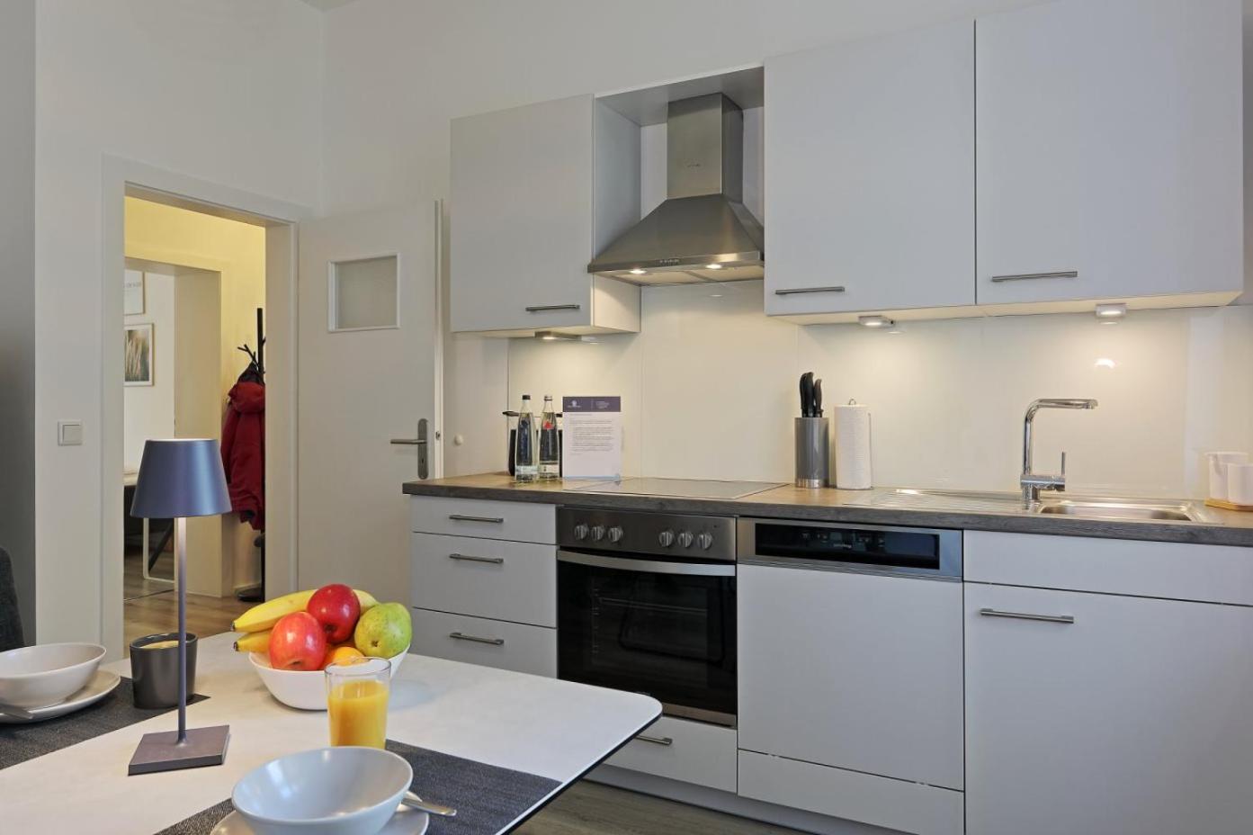 Modernes Apartment Mit Garage & Ps4 Von Stay Your Way Эссен Экстерьер фото