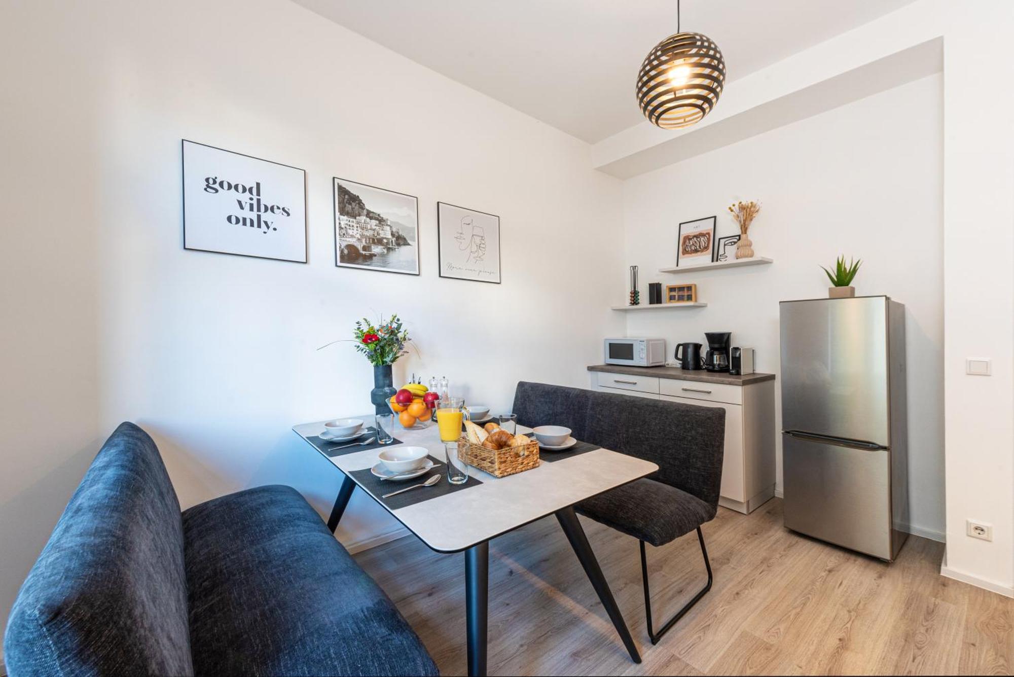 Modernes Apartment Mit Garage & Ps4 Von Stay Your Way Эссен Экстерьер фото